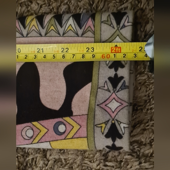 Carlisle Wool Blazer in Good Condition. - Picture 10 of 10